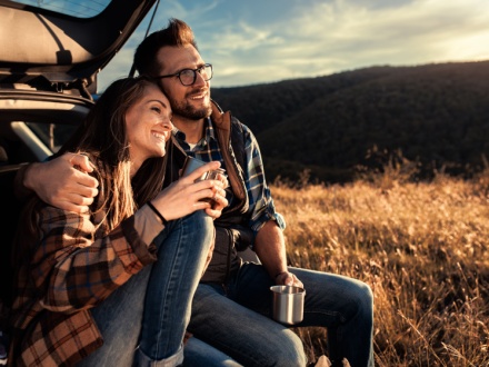 couple on road trip
