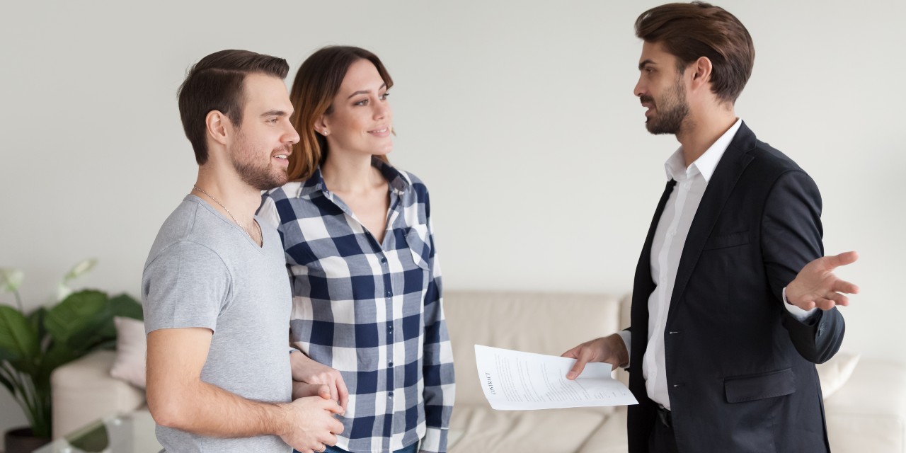 Questions to ask when looking sales at a house to buy