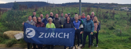 zurich employees volunteering at Fernhill park