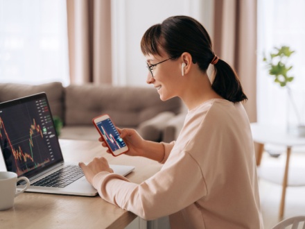 smiling female fund manager