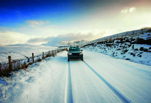 car driving in the snow